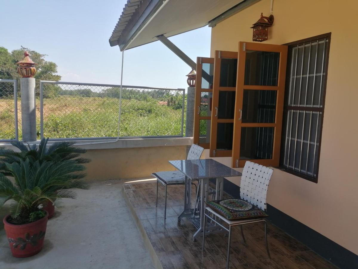 Yotin Guest House Трат Екстериор снимка