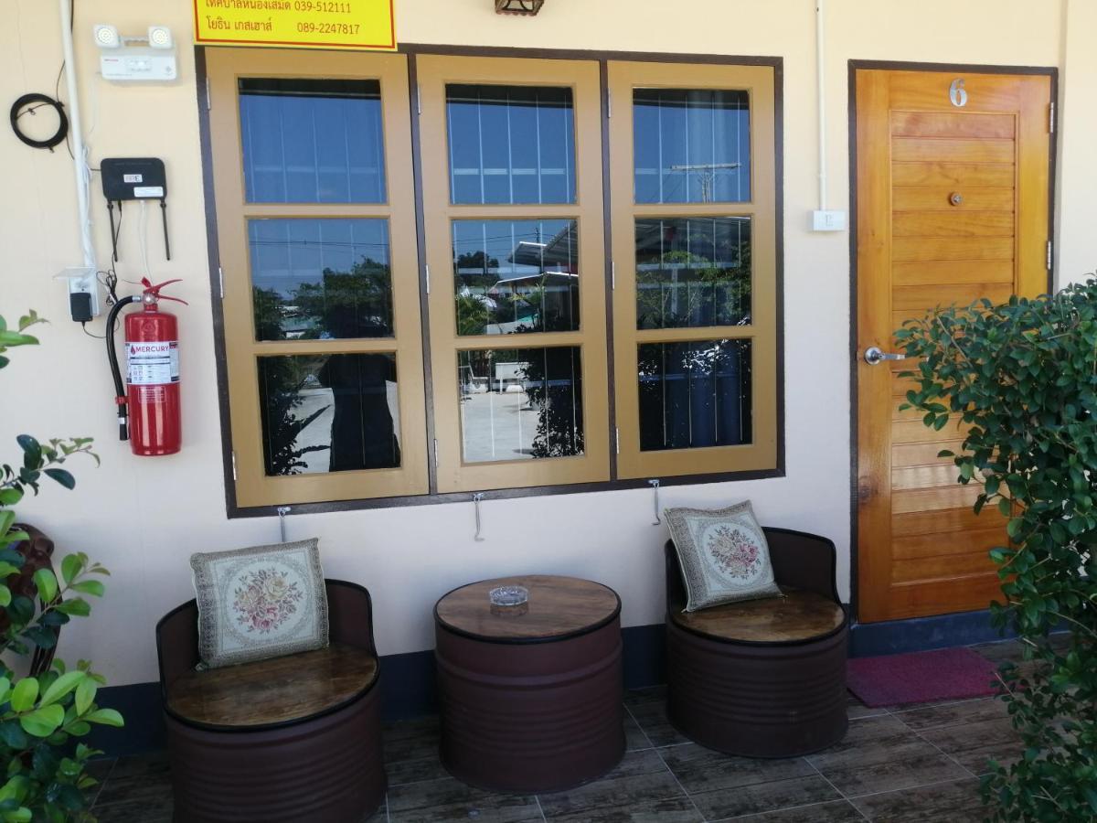 Yotin Guest House Трат Екстериор снимка
