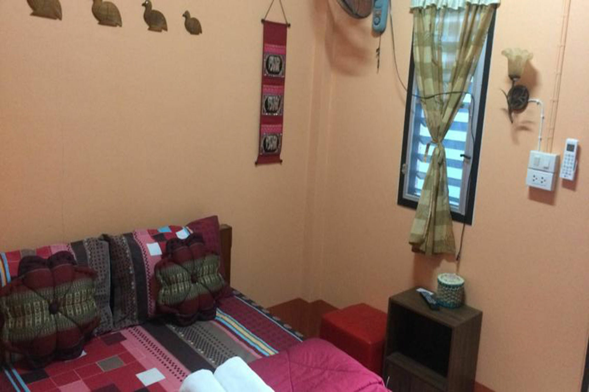 Yotin Guest House Трат Екстериор снимка