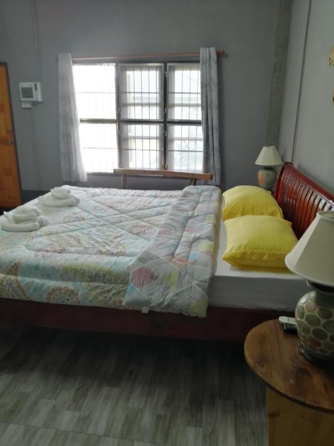 Yotin Guest House Трат Екстериор снимка